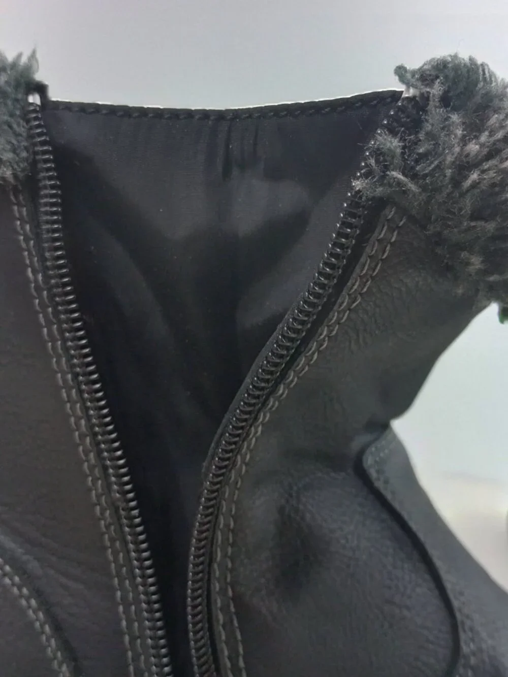 Khombu Womens 8M Black Addison Faux‎ Fur Winter Snow All Man Made Boots